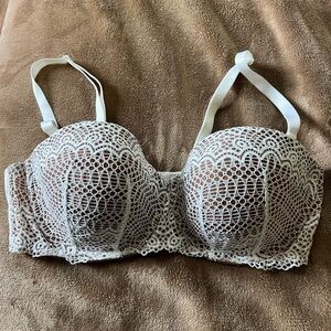Cacique convertible bra 42D